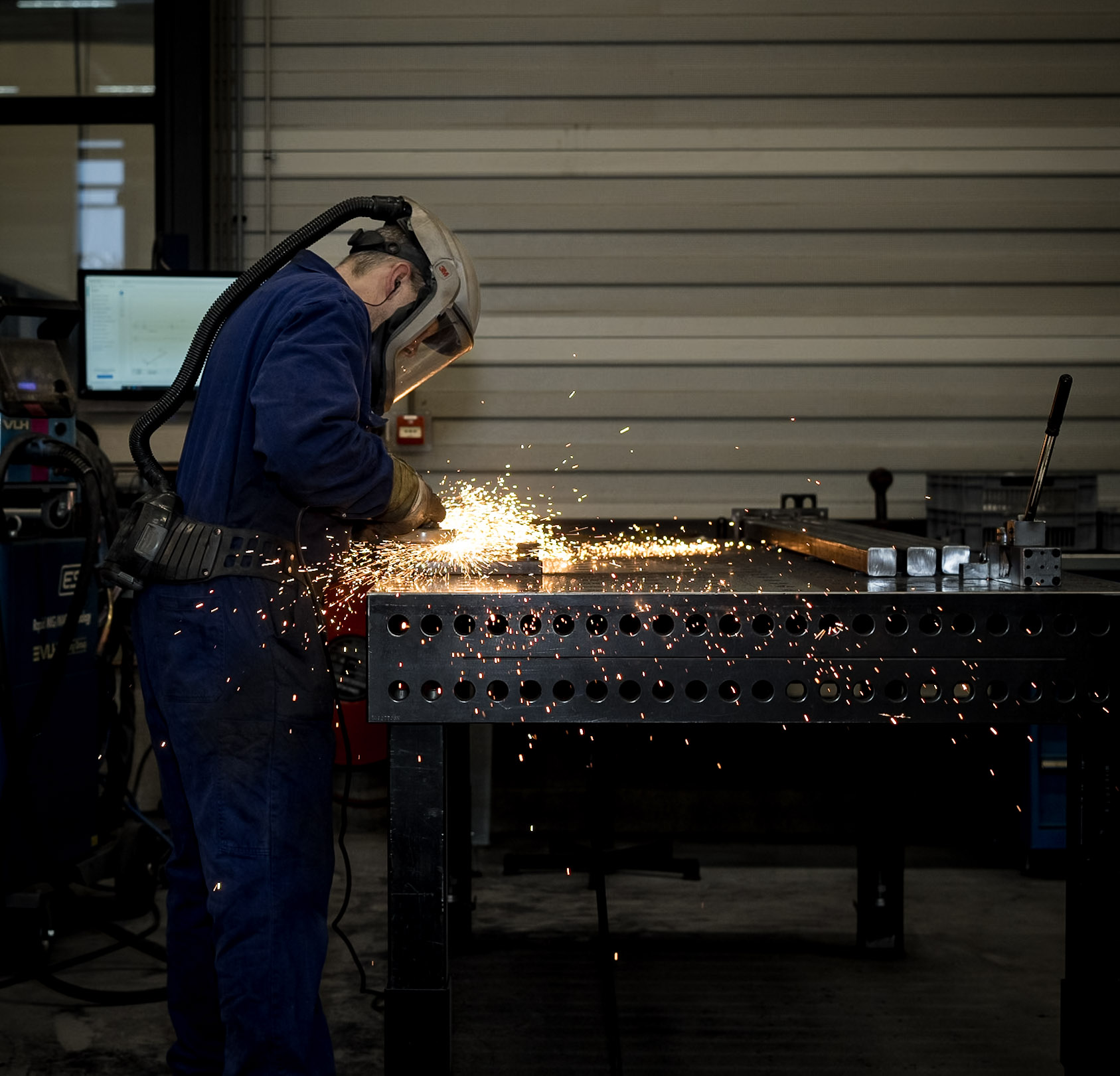Als lasser werk je met de nieuwste lasapparaten van Fronius en ga je op basis een digitale tekening aan de slag met het lassen en finishen van onderdelen en constructies